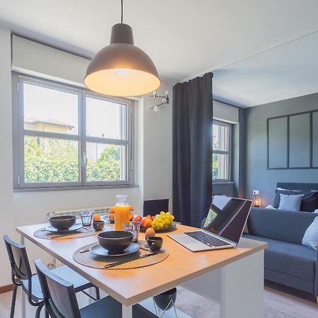 Black Loft Como By Rent All Комо Экстерьер фото