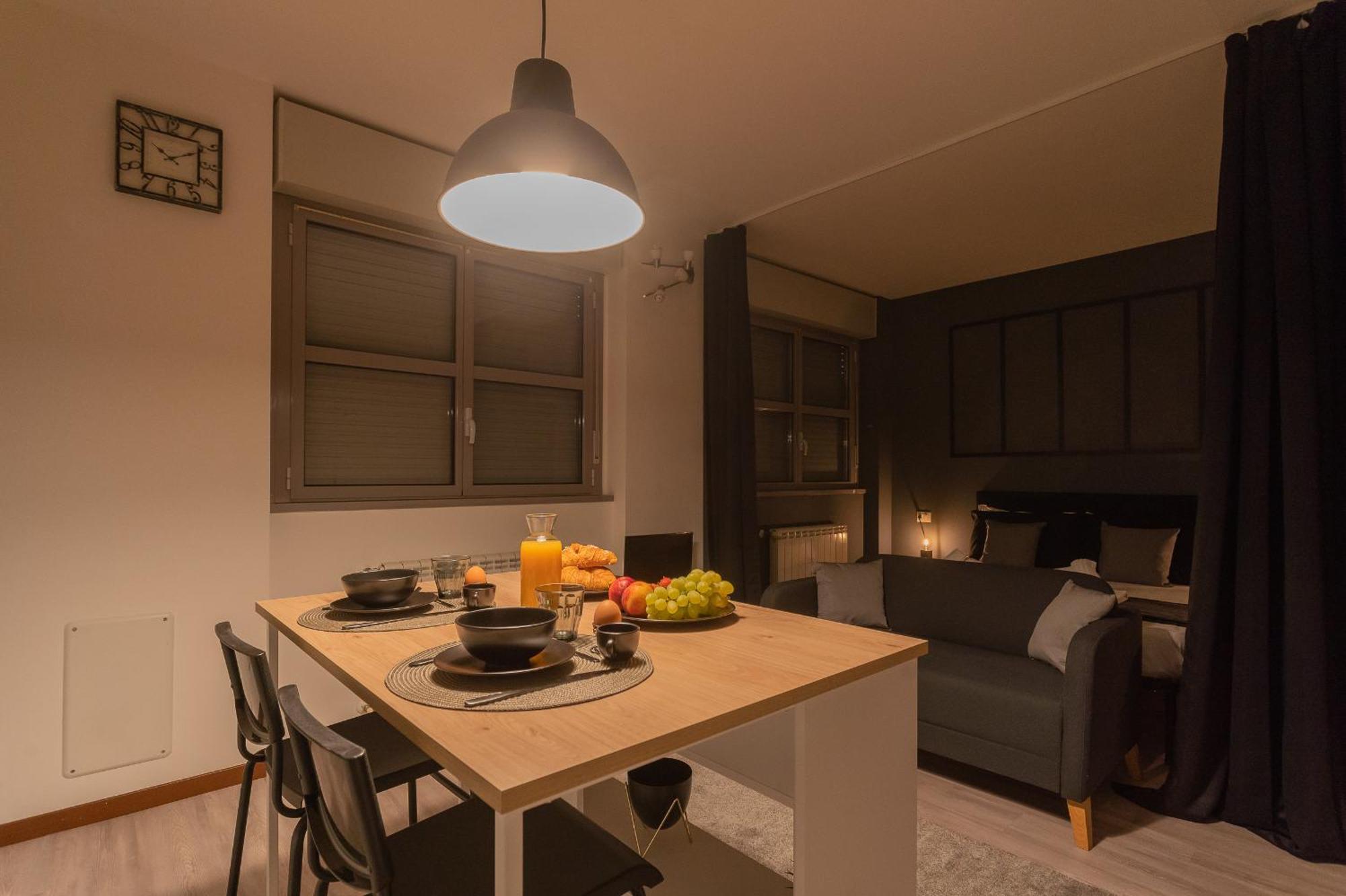 Black Loft Como By Rent All Комо Экстерьер фото